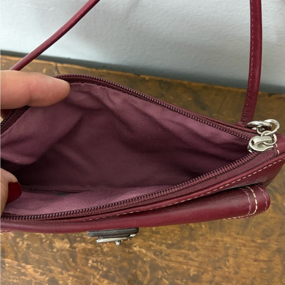 Coach Vintage Leather Wristlet in Burgundy/Merlot - Picture 3 of 11